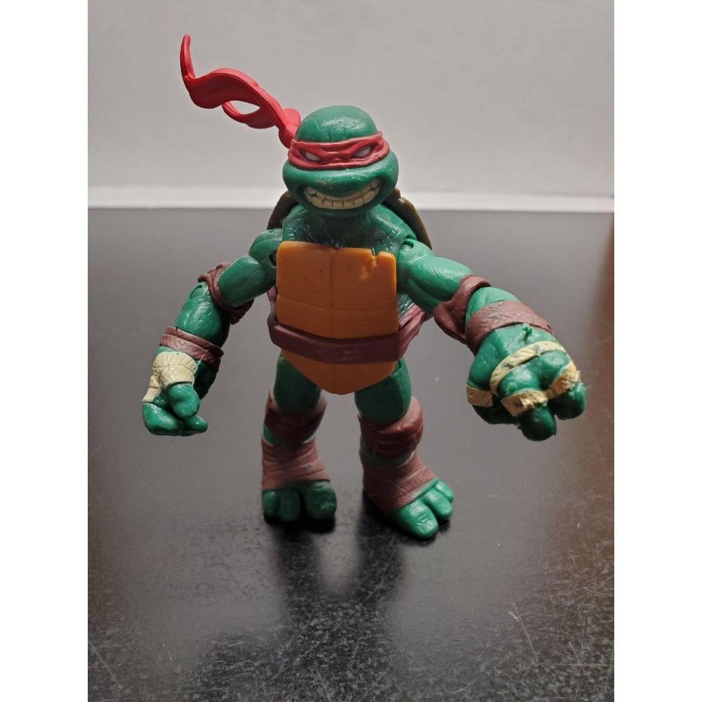 2012‎ Teenage Mutant Ninja Turtles Raphael Action Figure - Asst. 90500